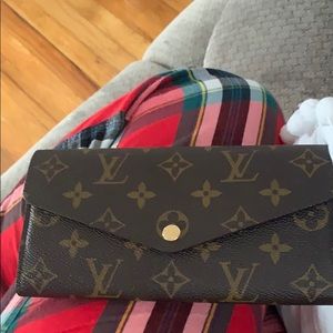 Louis Vuitton Sarah wallet